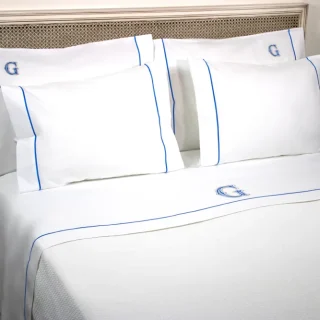 Sweet Dreams – Juego de Sábanas Bordadas Premium